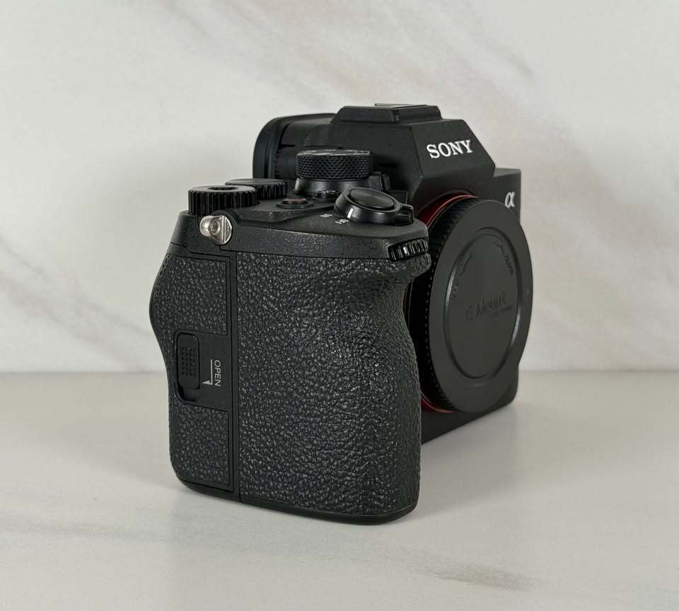 Sony A7 IV 33MP Camera