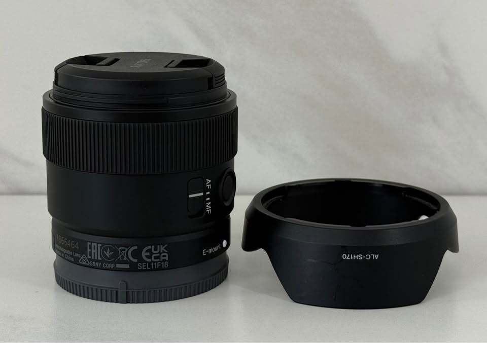 Sony E 11mm F1.8 Lens