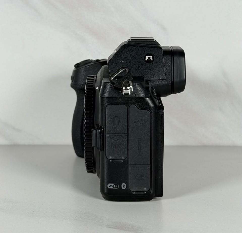 Nikon Z5 Mirrorless Camera