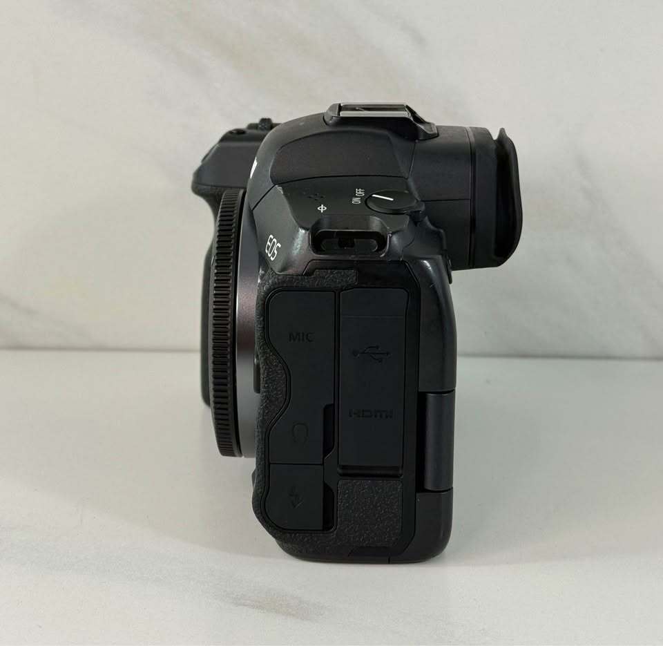 Canon EOS R5 Camera