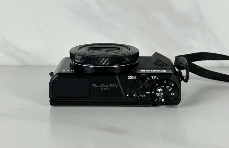 Canon G7X Mark II Camera