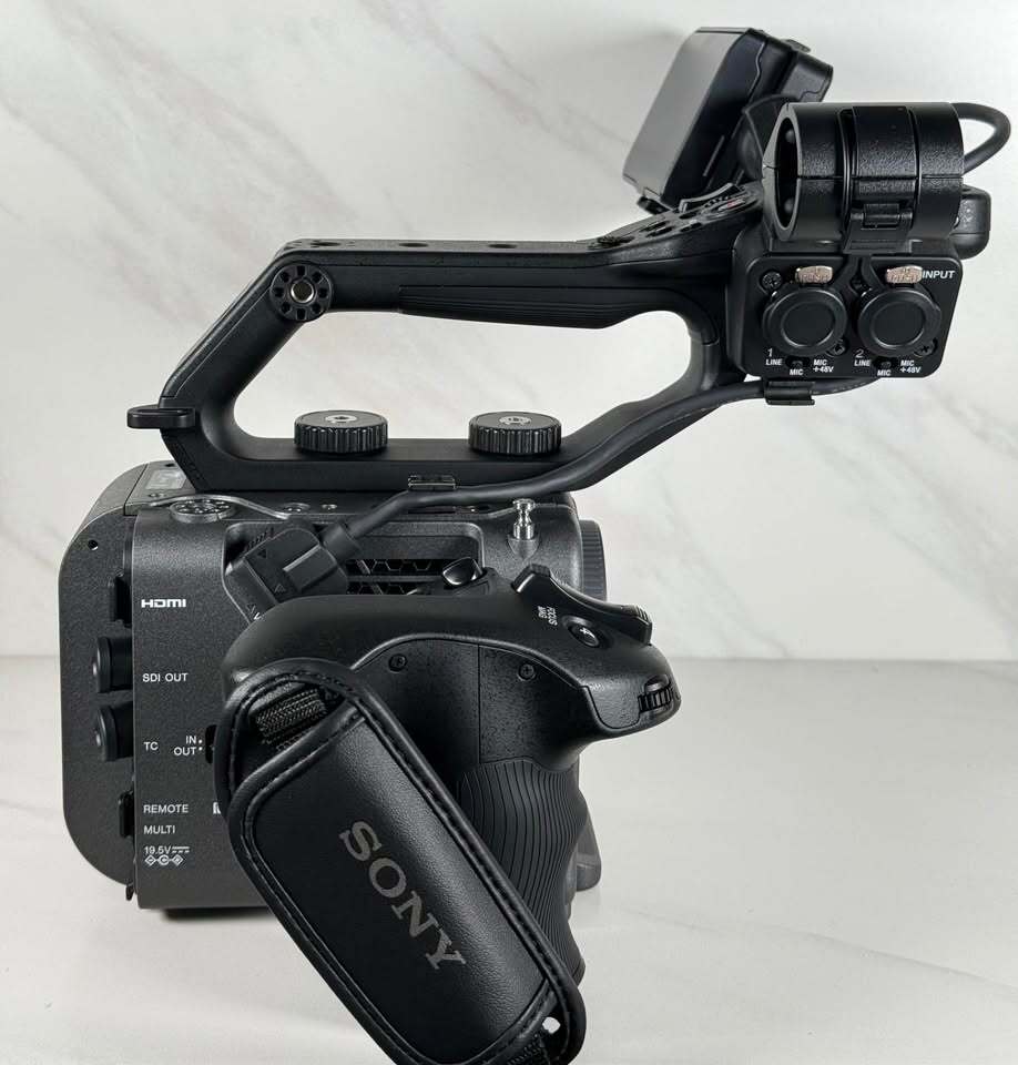 Sony FX6 Cinema Camera