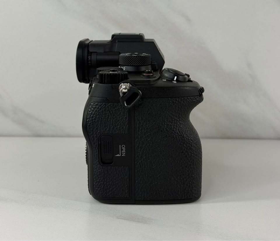 Sony A7R V Camera