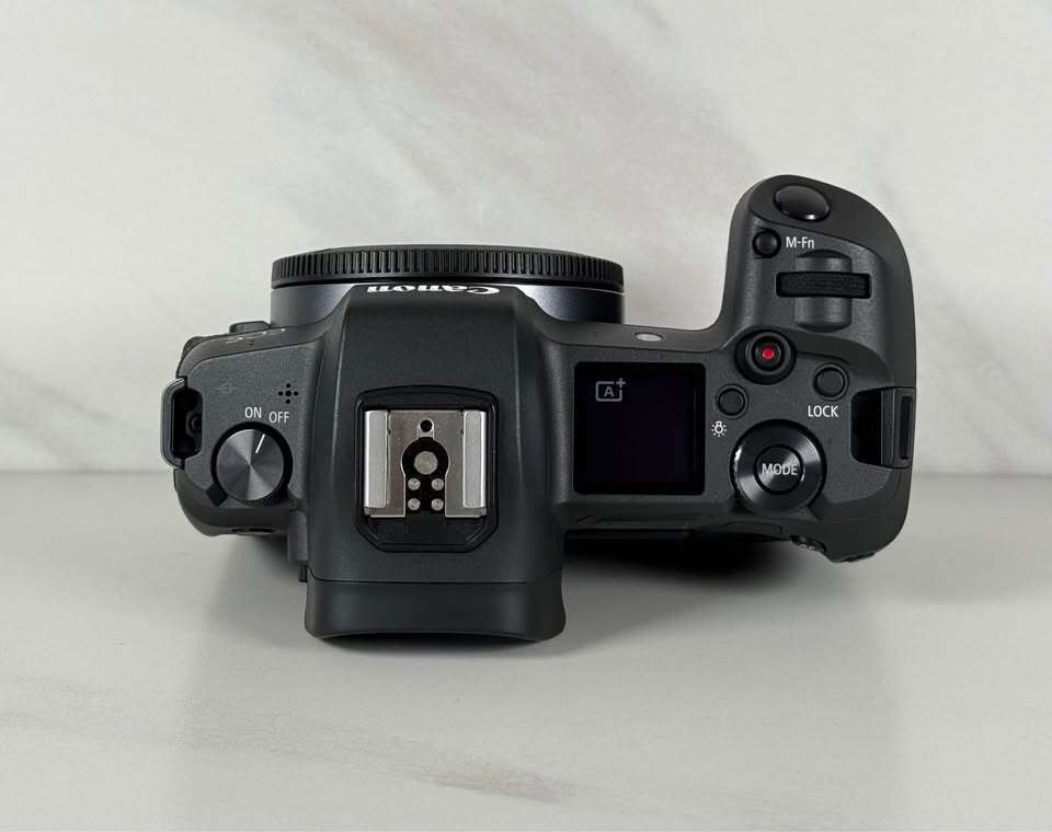 Canon EOS R Mirrorless Camera