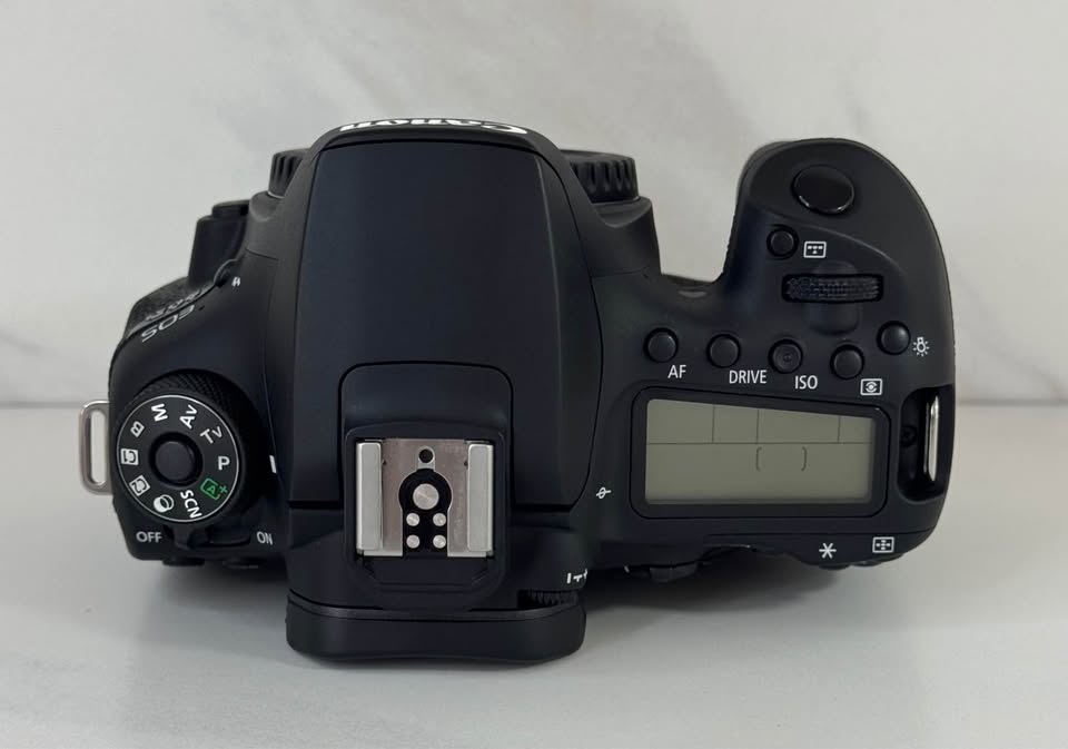 Canon EOS 90D Camera