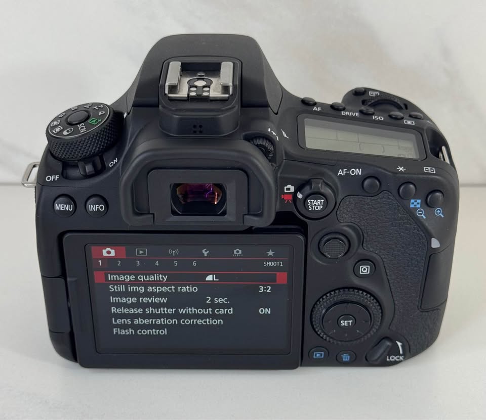 Canon EOS 90D Camera