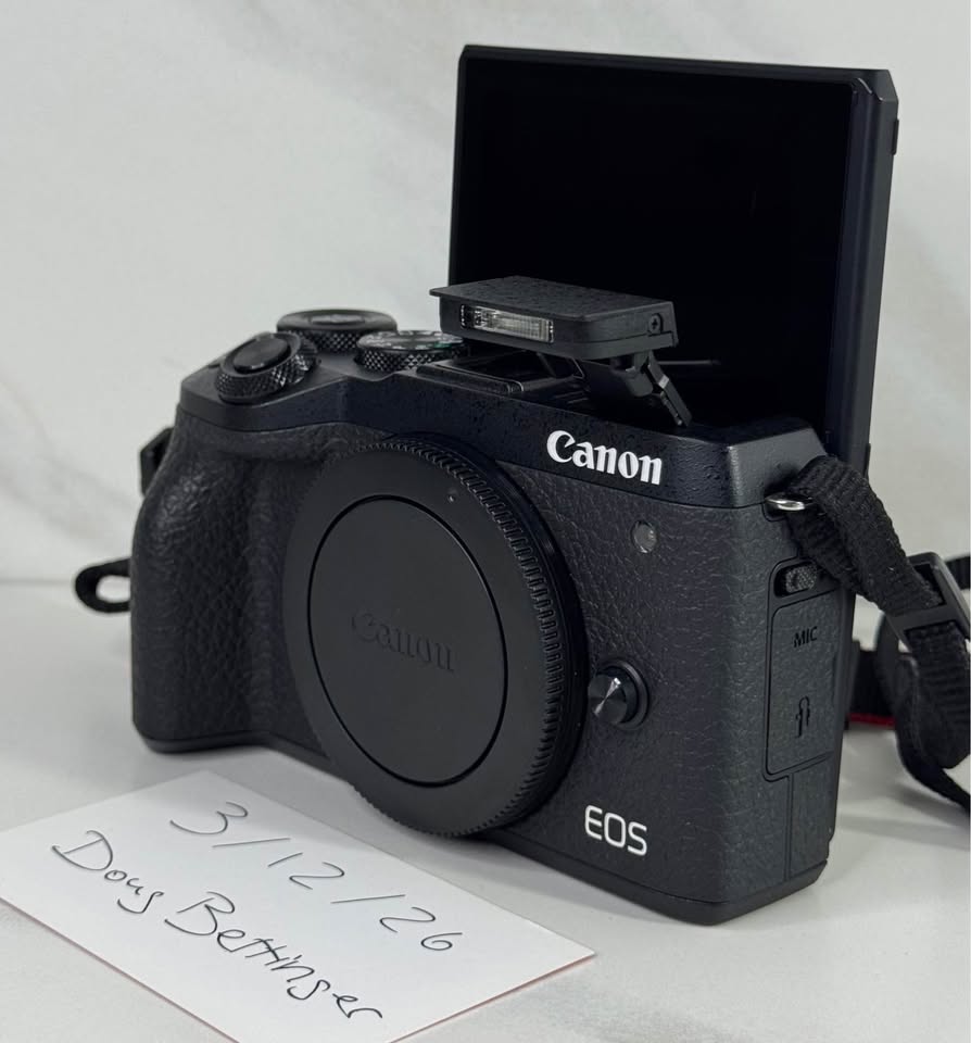 Canon EOS M6 Mark II Camera