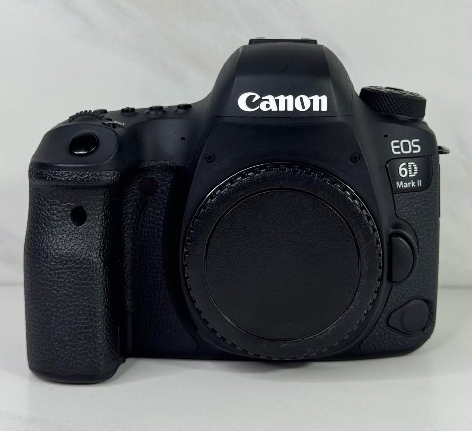 Canon EOS 6D Mark II Camera