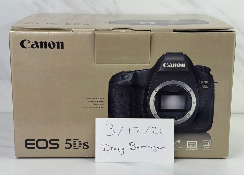 Canon EOS 5DS 50MP Camera