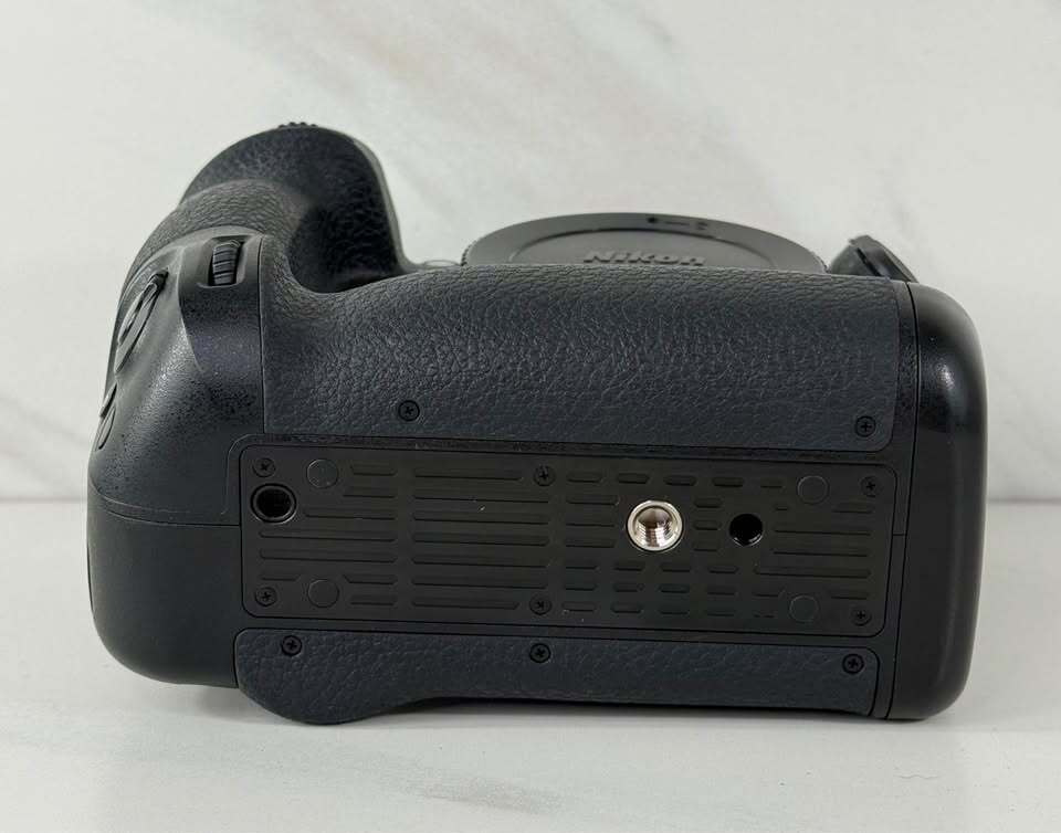 Nikon Z9 Mirrorless Camera