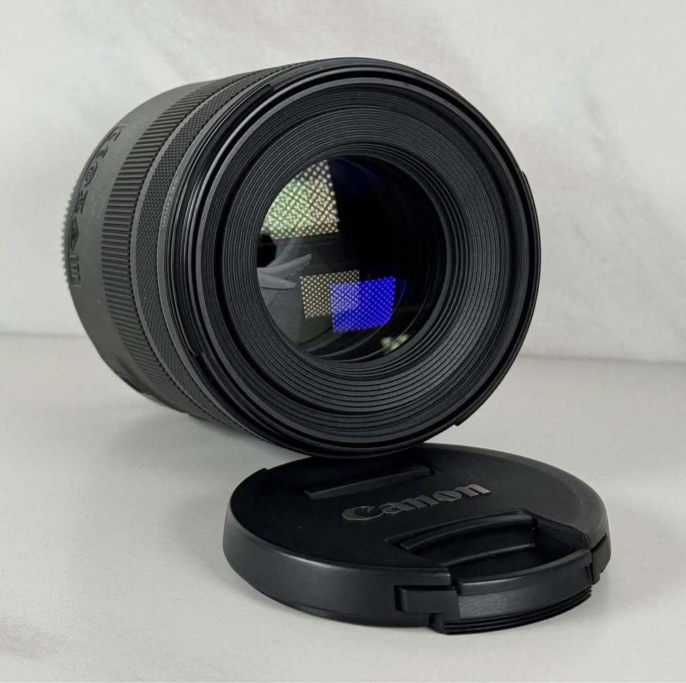 Canon RF 85mm F2 MACRO IS STM