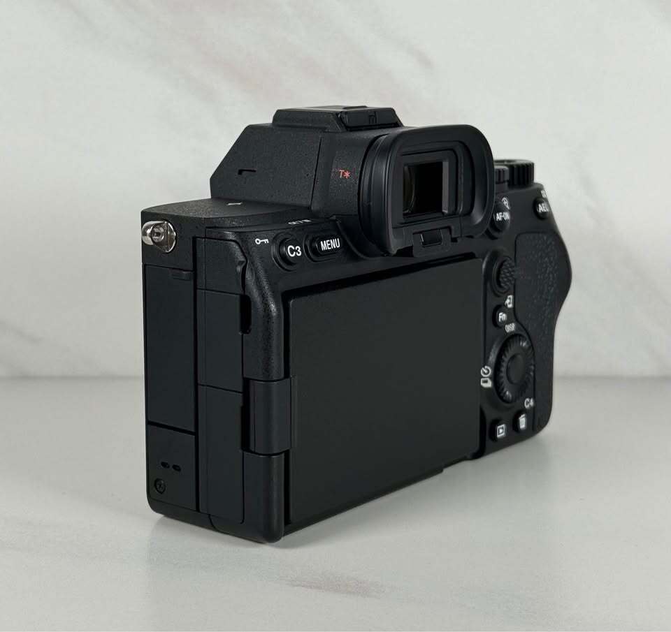 Sony A7 IV 33MP Camera