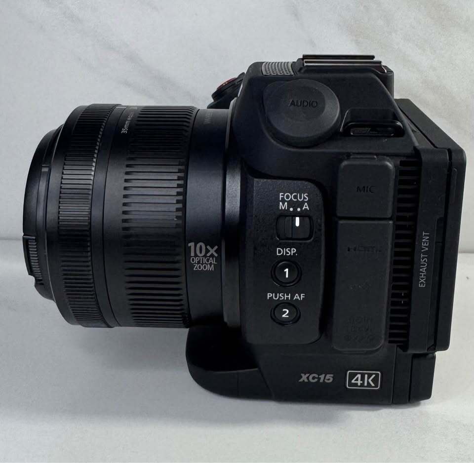 Canon XC15 4k Camcorder