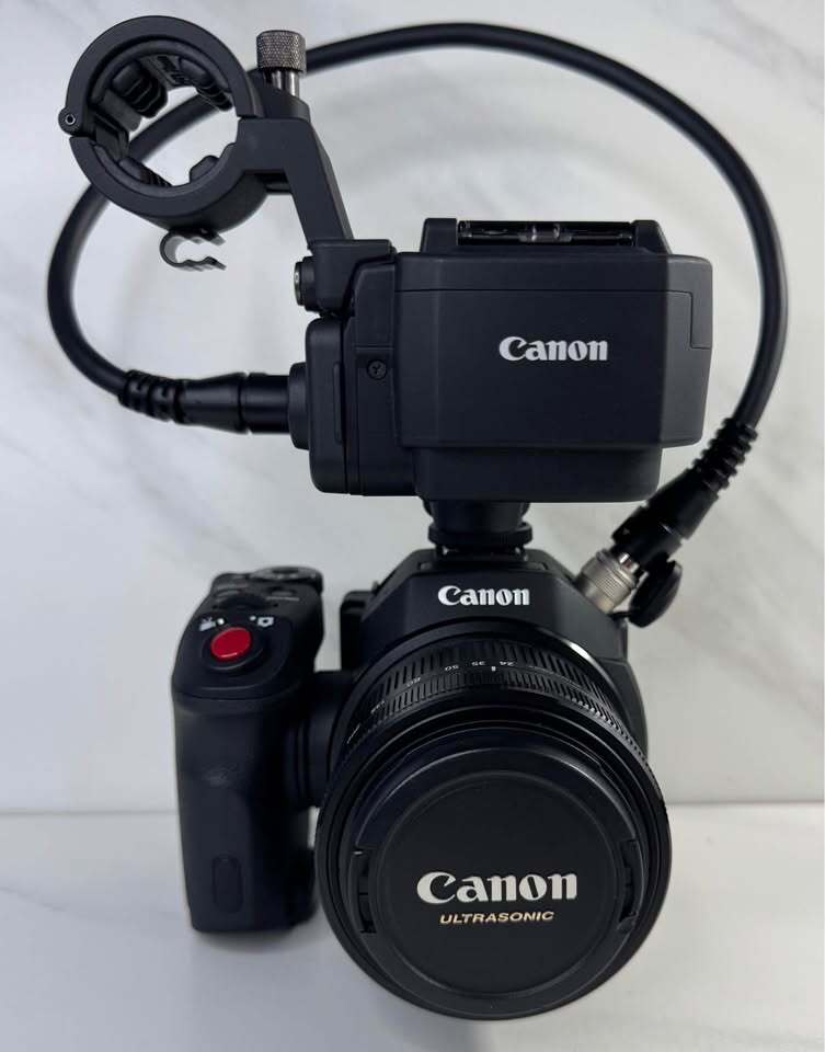 Canon XC15 4k Camcorder