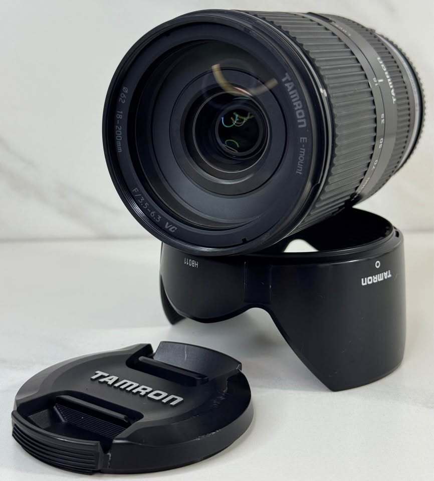 Tamron 18-200mm F3.5-6.3 Di III VC Sony