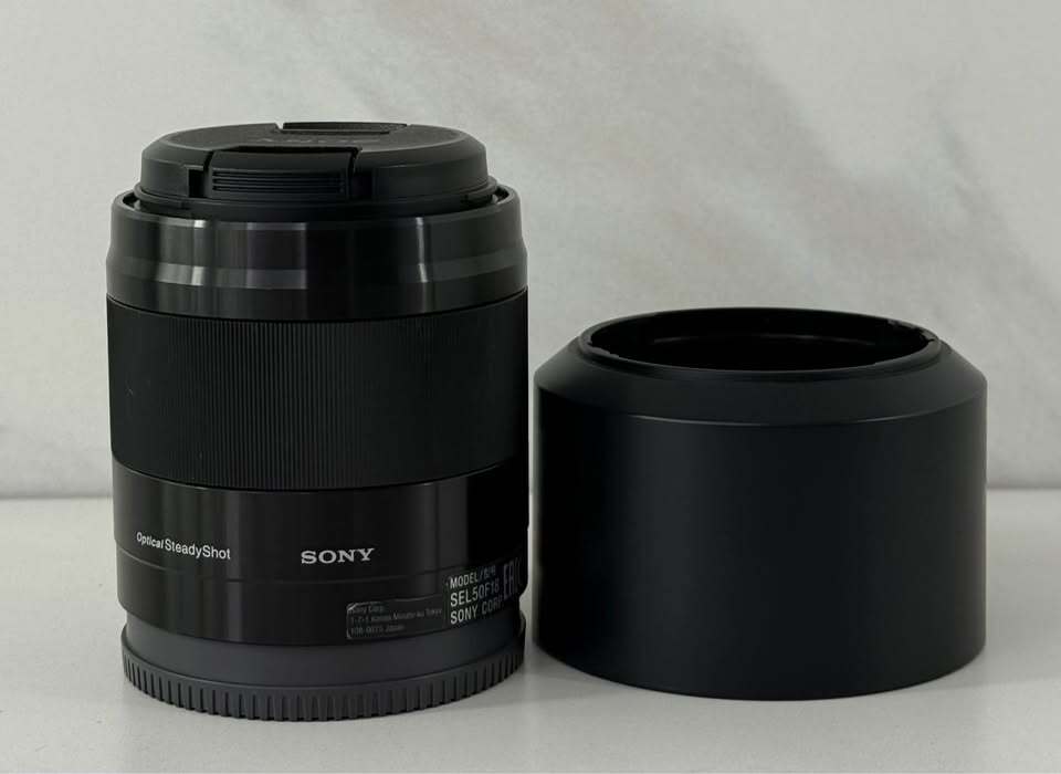 Sony E 50mm F1.8 OSS Lens