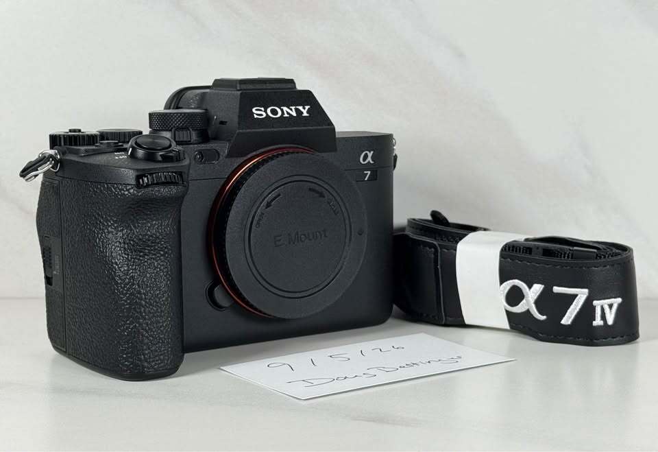 Sony A7 IV 33MP Camera