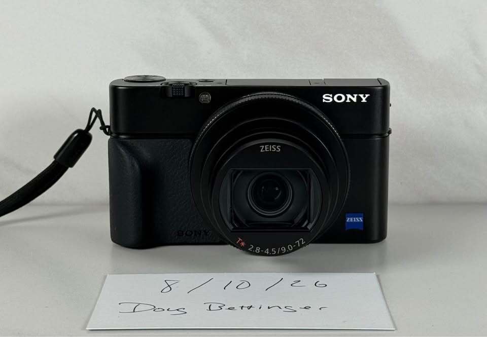 Sony RX100 VII Camera