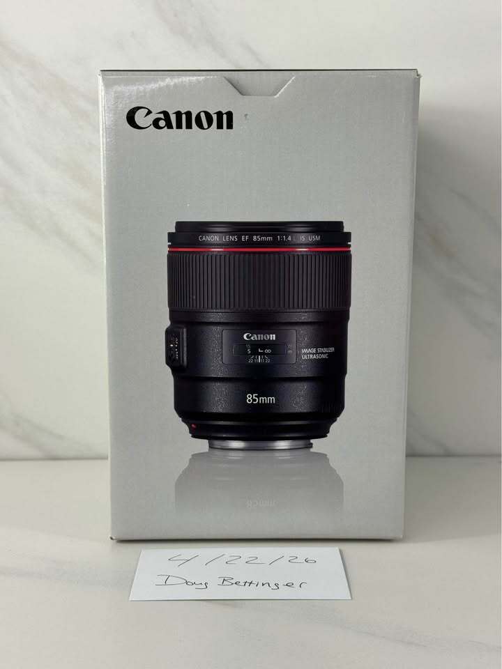 Canon EF 85mm F1.4 L IS USM
