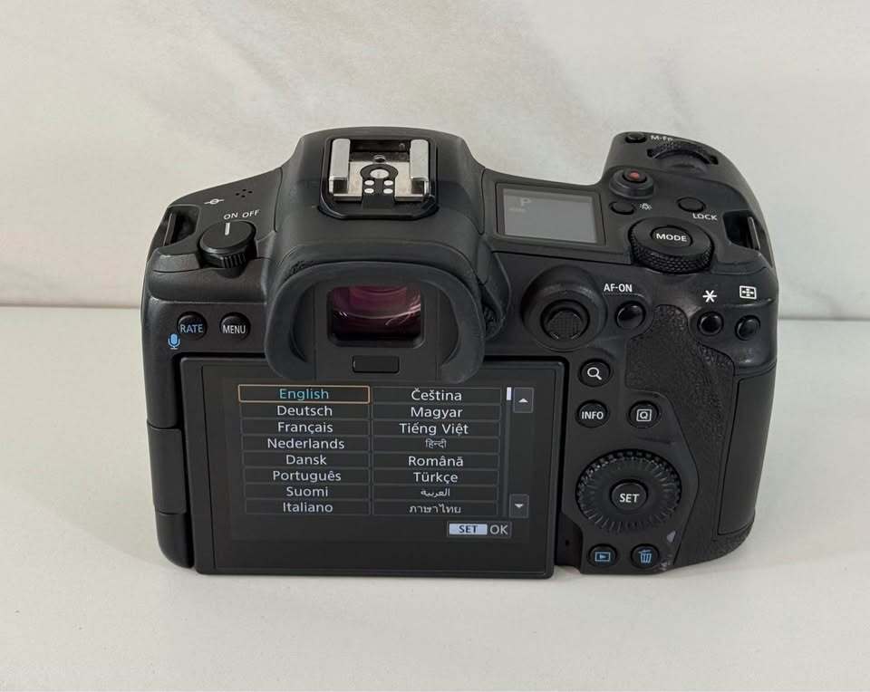 Canon EOS R5 Camera