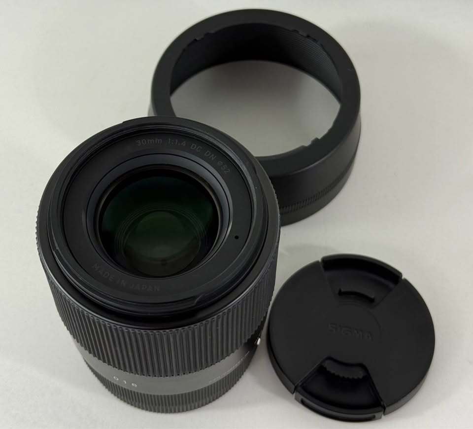 Sigma 30mm F1.4 DC DN Sony