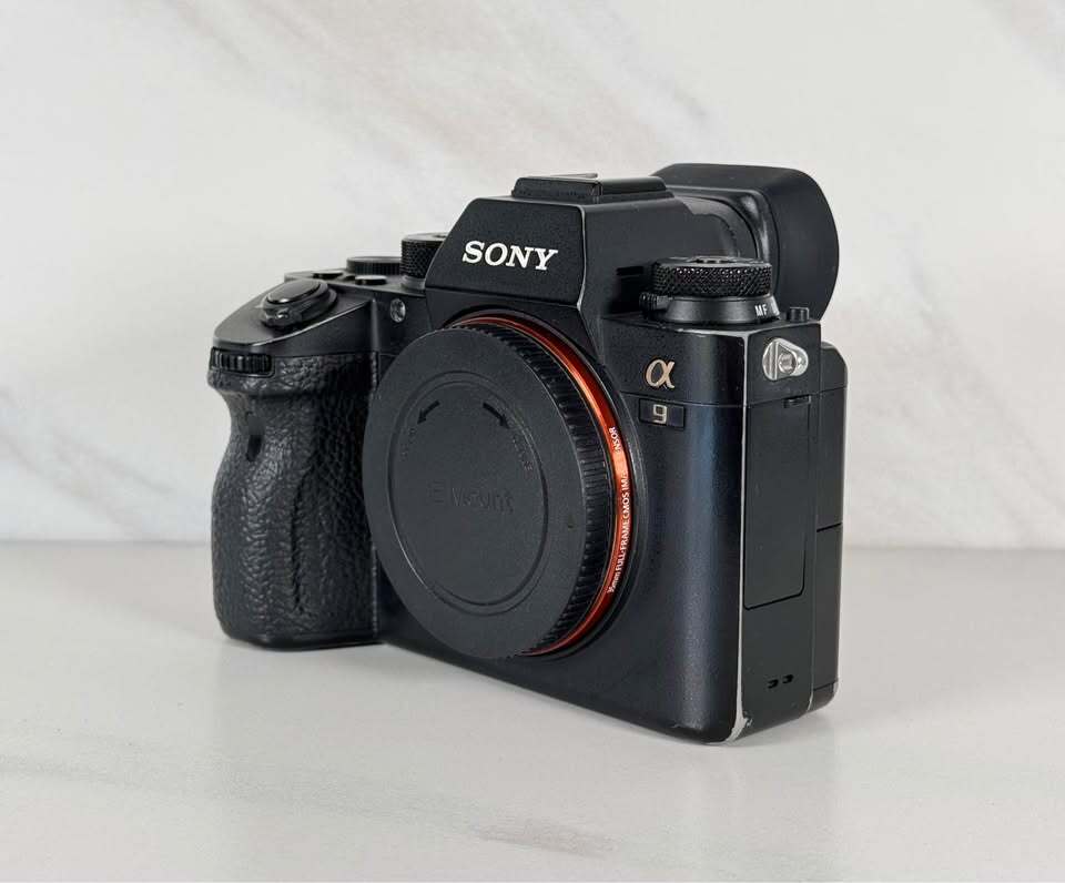 Sony A9 Mirrorless Camera
