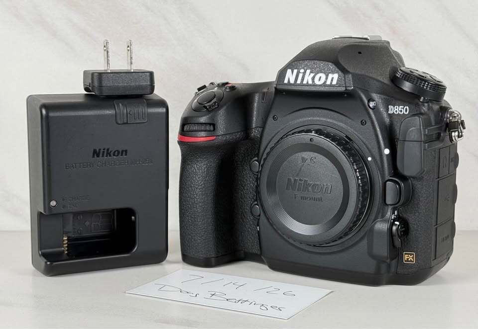 Nikon D850 45.7MP Camera