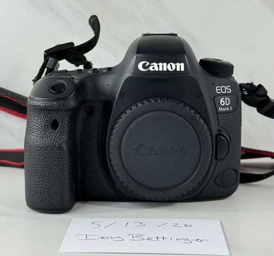 Canon EOS 6D Mark II 26.MP Camera