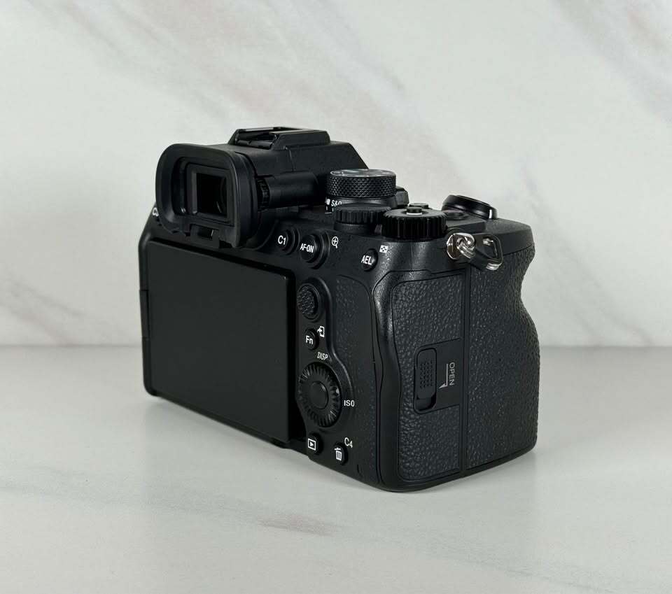 Sony A7 IV 33MP Camera