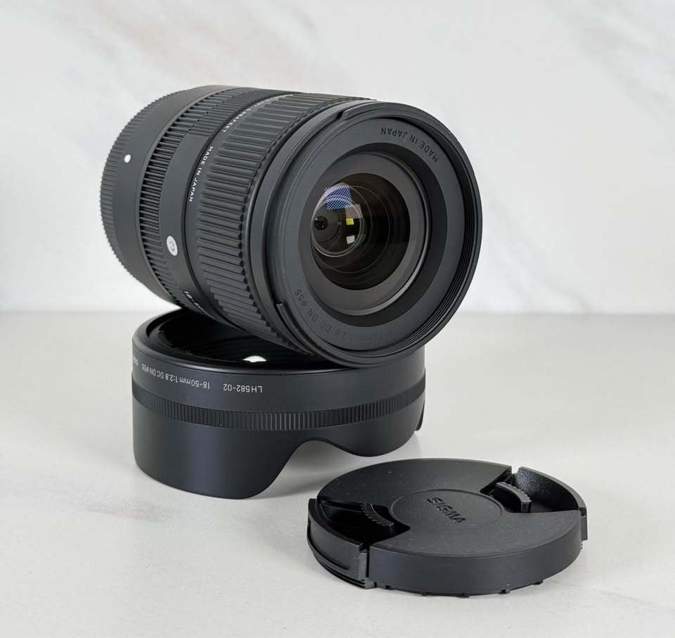 Sigma 18-50mm F2.8 DC DN Sony
