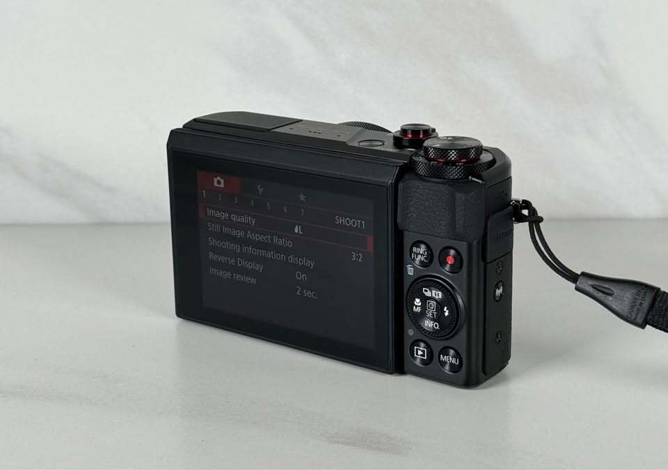 Canon G7X Mark II Camera